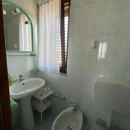 Baia Vignola * Vignola Mare