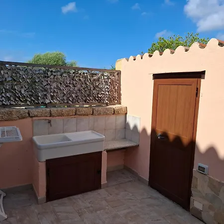 Baia Vignola * Vignola Mare